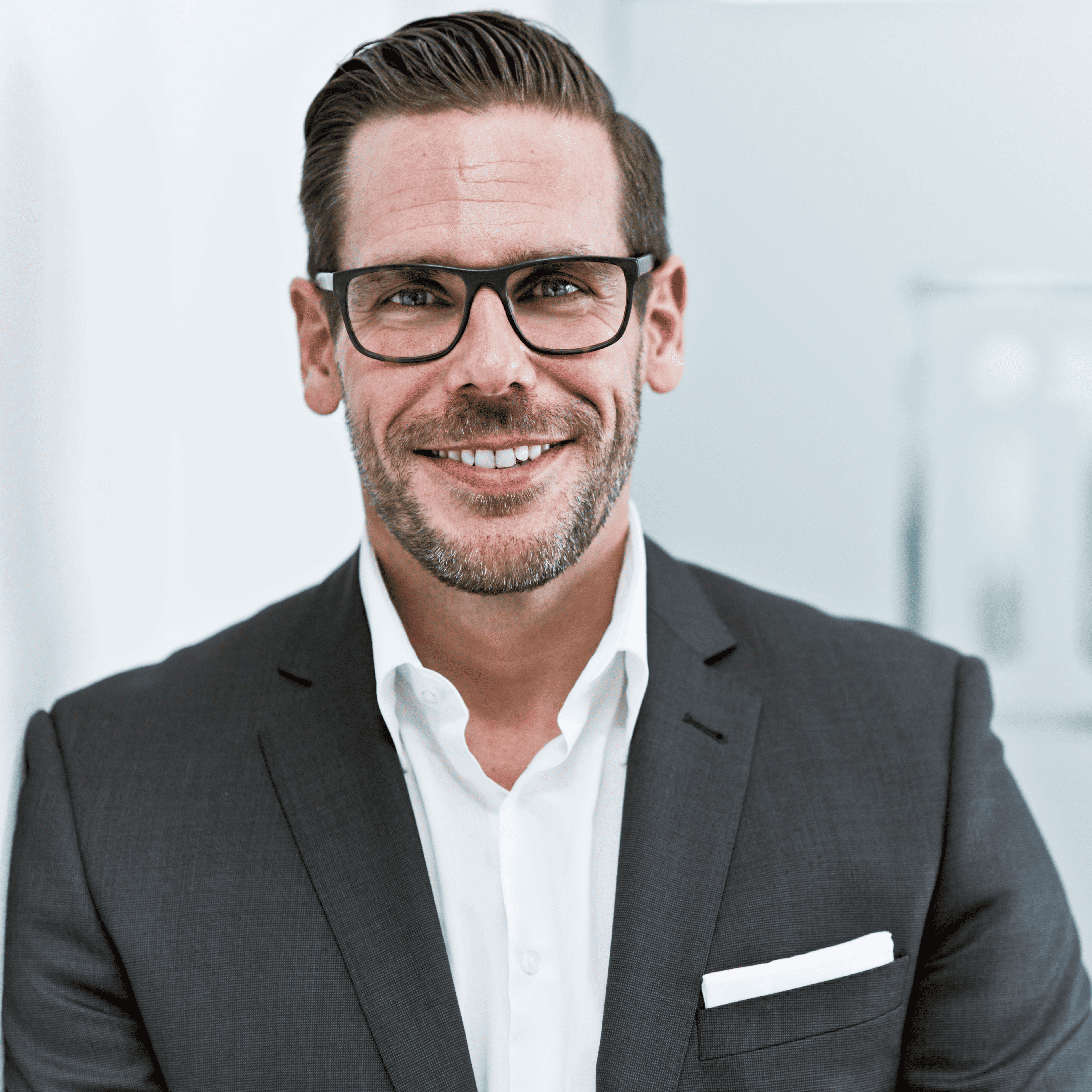 01_Björn_Stange_Ansprechpartner_4912x4912_1_20260701