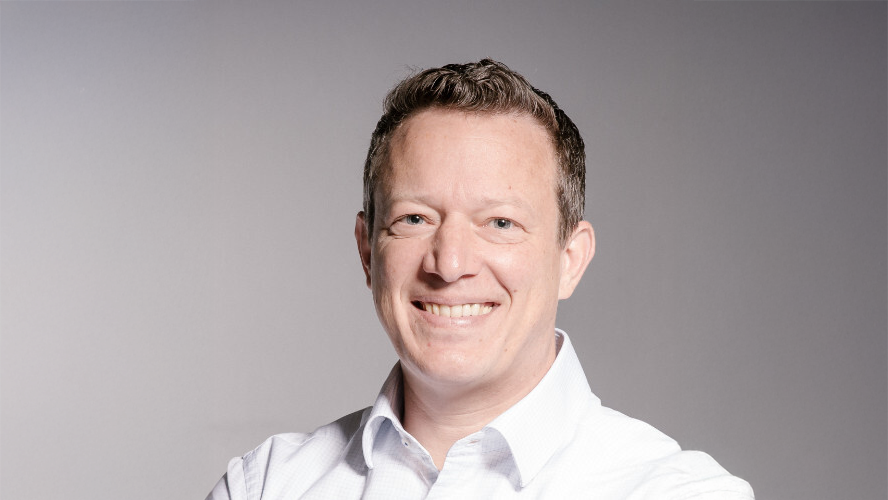 00_Autorenprofil_Sebastian_Wormser_888x500_1_20251022