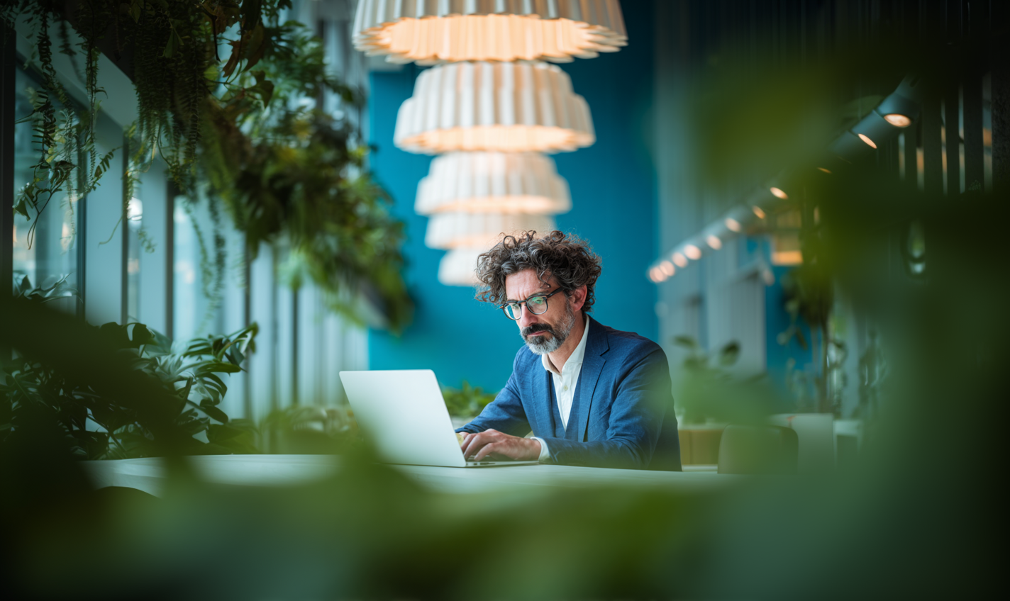 Copilot Cowork: Wenn KI nicht mehr nur antwortet, sondern Arbeit übernimmt